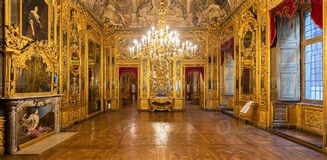 Turin, Italy - baroque old room interior in Carignano Palace. 17167580 ...