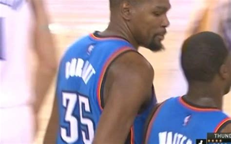 Dion Waiters Doesn T Pass To Kevin Durant Kevin Durant Promptly Tells Dion Waiters To Fuck