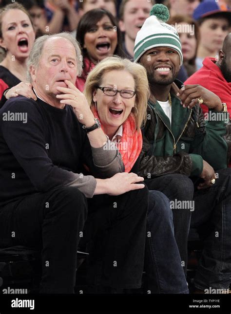 Meryl Streep Don Gummer And 50 Cent Watch The New York Knicks Play The Los Angeles Lakers At