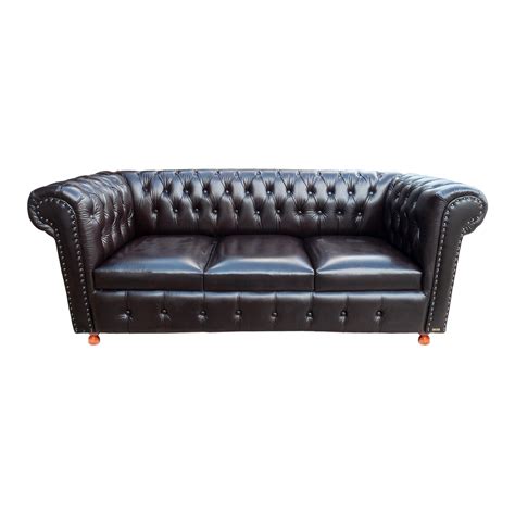 Sofá Chesterfield Capitone Luiz XV Corano Cafe 2 30cm MadeiraMadeira