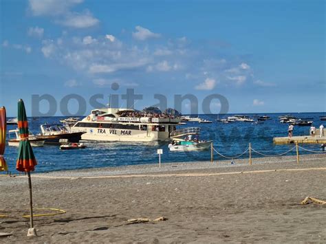 Positano Pulizia Dei Fondali Con Tanti Sub Transennamenti E Controlli