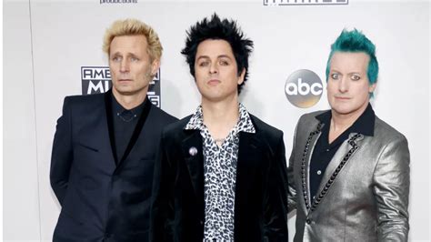 Green Day Announce 30th Anniversary Deluxe Reissue Of Dookie Z 92