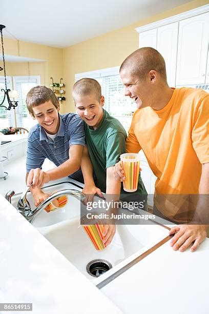 Dirty Dishes Funny Photos And Premium High Res Pictures Getty Images