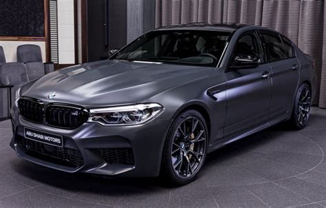 ชมคันจริง Bmw M5 Edition 35 Years Jahre รุ่นพิเศษ จาก Bmw Abu Dhabi Motors Autodeft ข่าวรถยนต์