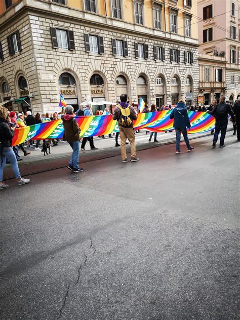 Rosso Non Il Nero E Partigiani Della Pace Un Forte Impegno Contro La