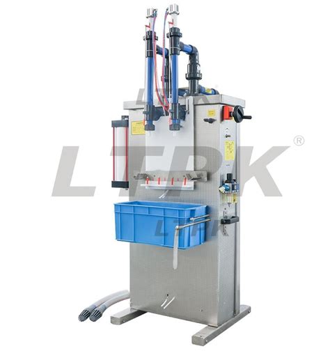 Fully Pneumatic Semi Automatic 2 Nozzles Corrosive Liquid Filling Machine