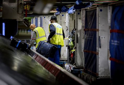 KLM Schiphol Moet Sneller Verbouwen Om Nieuwe Problemen Rondom Drukte