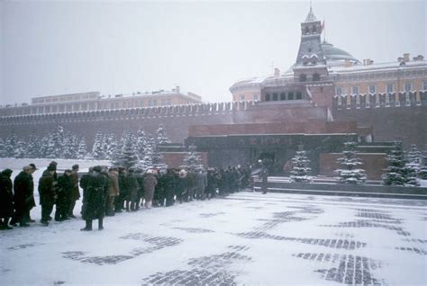 How Lenin's Body Remains Eerily Preserved Inside His Moscow Mausoleum ...