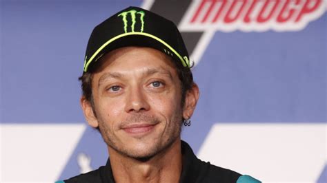 Valentino Rossi Annuncia Il Ritiro Dalla MotoGp A Fine Stagione Avrei