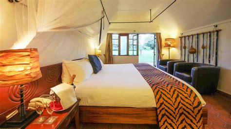 Day Masai Mara Mid Range Lodge Safari From Nairobi