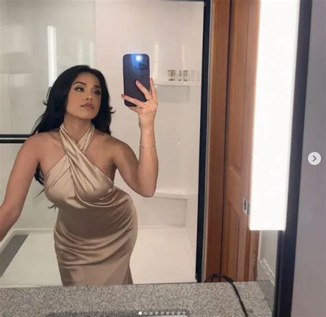 50 Valkyrae Sexy And Hot Bikini Pictures Livinlavidalowcarb