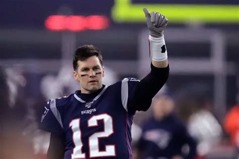 Tom Brady Mad Onlyfans Star Squeezes Into Bikini As Fans Say Gisele