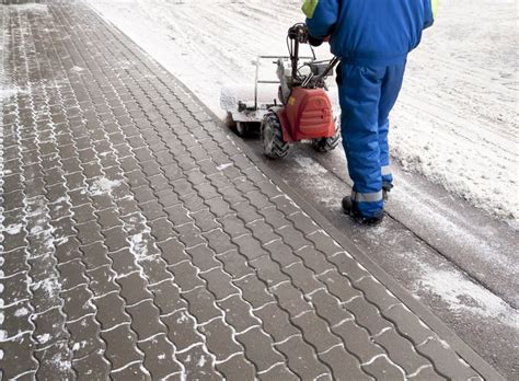 Sidewalk Snow Removal Calgary | Armyworx