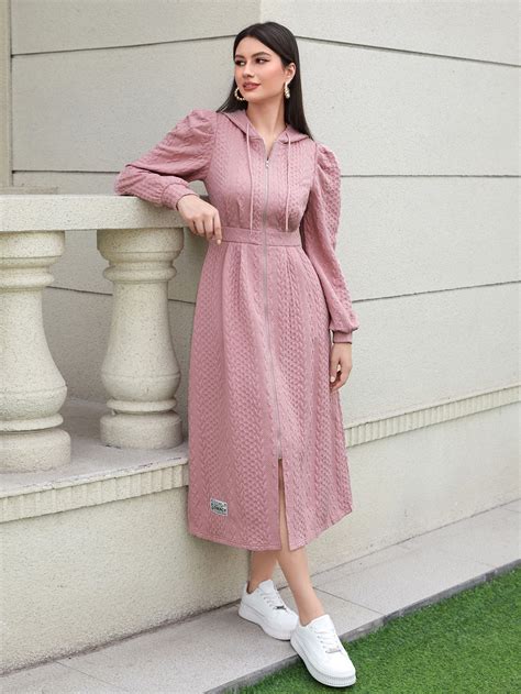 Shein Mulvari Vestido Con Capucha Con Parche De Letra De Manga Farol