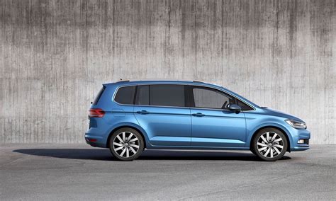 VW Touran 2 0 TDI Bei 30 975 Euro geht es für den Top Diesel los