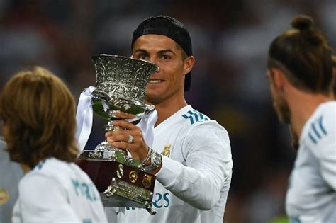 Cristiano Ronaldo Es Elegido Mejor Jugador De La Uefa En La Temporada