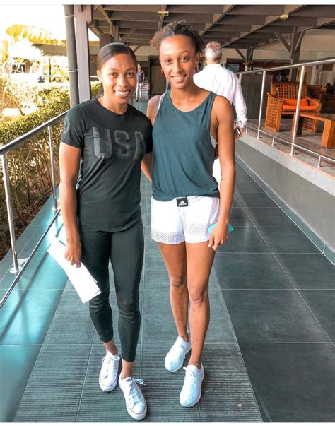 ¿Cuánto mide Allyson Felix? - Real height
