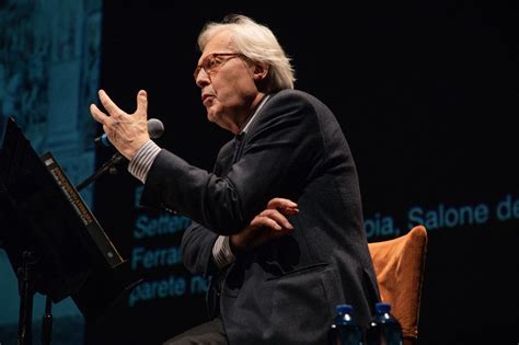 Sgarbi Indagato Per Riciclaggio Di Beni Culturali Lui Non Ho