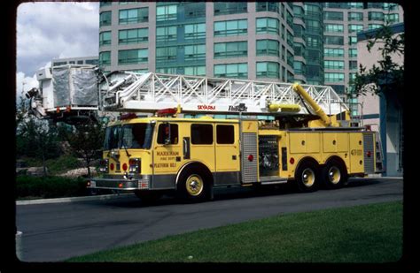 Photo Markham Ont Canada 1989 Pemfab Thibault Sky Arm Canadian Fire