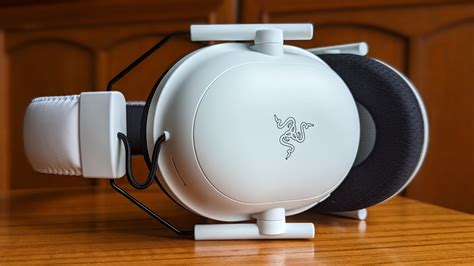 Razer Blackshark V Pro Wireless Gaming Headset Review