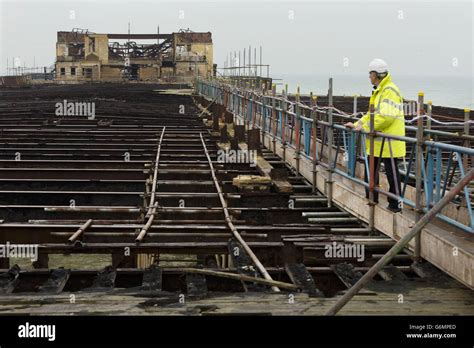 Hastings Pier Restoration Stock Photo Alamy