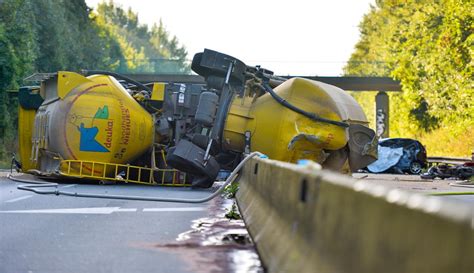 Tragischer Unfall Auf Der B Im M Nsterland