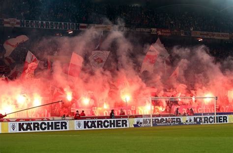 Cannstatter Kurve Geldstrafe für den VfB wegen Bengalos