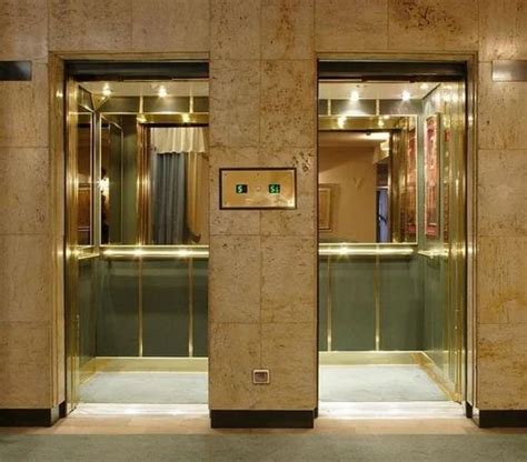 Shiv Shakti Industries Surat Manufacturer Of Elevator Auto Door And