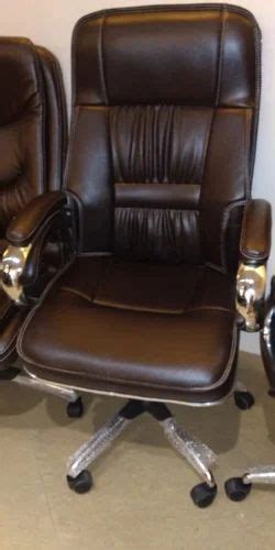 Leather High Back Stylish Boss Chair For Office Fixed Arm At Rs 6871