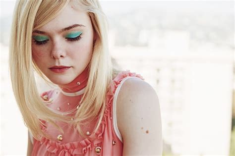 Hd Wallpaper Actresses Elle Fanning Blonde Wallpaper Flare