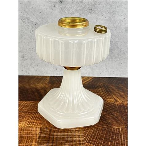 Aladdin Corinthian Kerosene Lamp