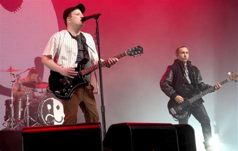 fall  boy play love    side   trio  kimmel