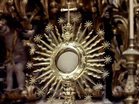 How Perpetual Adoration Is Transforming My Parish - OnePeterFive