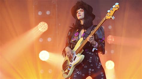 Khruangbins Laura Lee On Visual Identity Zen Guitar And Why She Still Plays Her First Bass