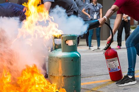 Uso De Extintores Y Prevención De Incendios Servicios De CapacitaciÓn