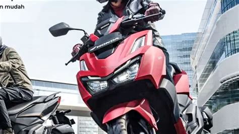 New Honda Cc Scooter Debuts Yamaha Aerox Rival