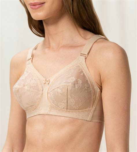 Triumph 10166213 Doreen Nude Classic Non Wired Bra