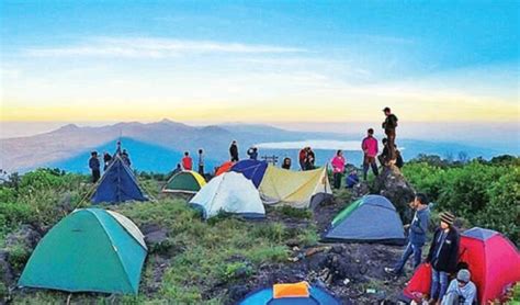 Mendaki Gunung Tampomas Sumedang Rasakan Sensasinya Kapol Id