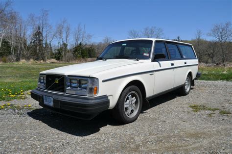 1982 Volvo 240 Turbo Wagon - Classic Volvo 240 1982 for sale