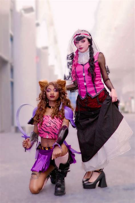 Knight Clawdeen Wolf And Queen Draculaura 🐾🦇 In 2024 Cute Costumes