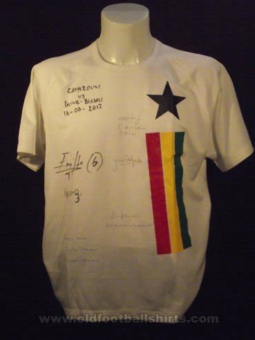 Guinea-Bissau Home football shirt 2012 - 2013.