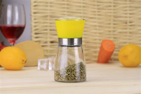 Manual Grinder For Kitchen Picture And HD Photos | Free Download On Lovepik