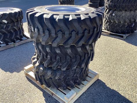 Titan Trac Loader Tires Bigiron Auctions