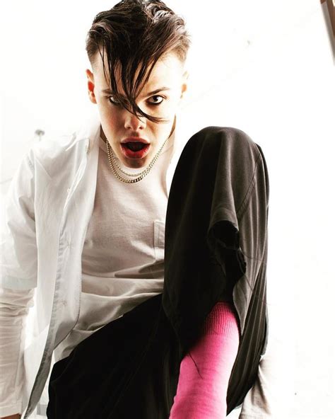 Yungblud On Instagram “i’ve Decided Too Play Inside The Dark Strains Of My Brain An Awful Lot