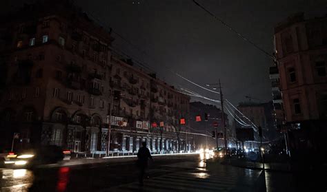 Russia Builds Bypass Roads in Mariupol to Conceal Military Activity