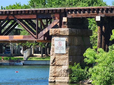 rail - is this a picture of a plate girder train bridge or a deck truss ...