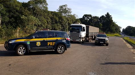 Carreta placas de Concórdia é apreendida no Trevão de Irani