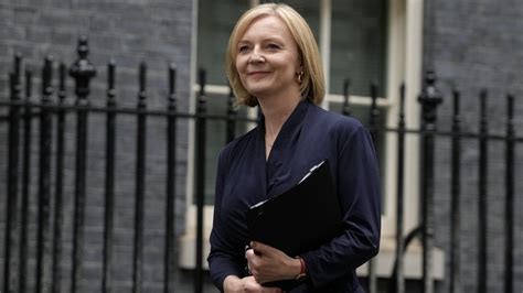 Gran Bretaña Liz Truss renuncia como primera ministra tras 44 días en