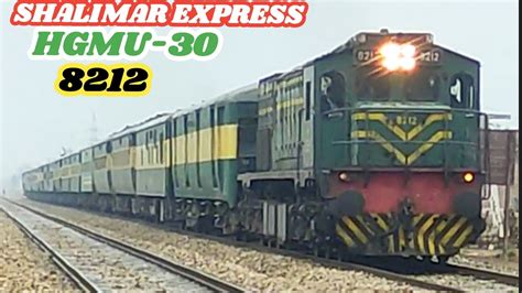 Shalimar Express Train Departure To Karachi City Hgmu Leading