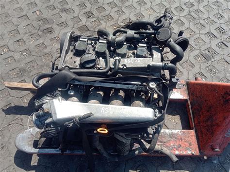 SILNIK AGU 1 8 TURBO VW AUDI SKODA GOŁY SŁUPEK 12142003487